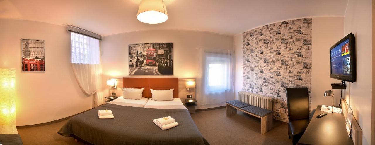 Hotel Buergerhof Кьолн Екстериор снимка