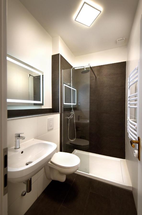 Hotel Buergerhof Кьолн Екстериор снимка
