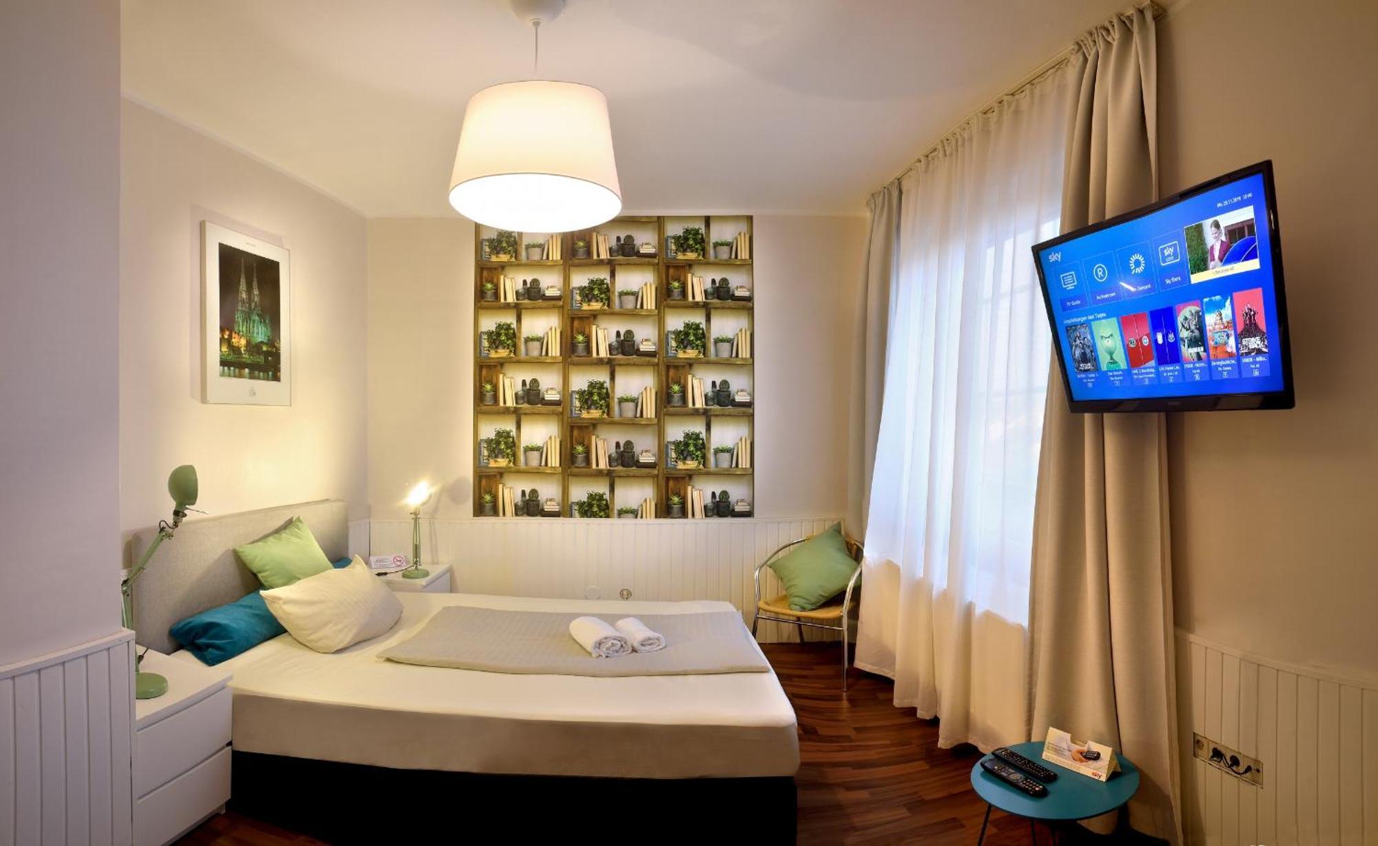 Hotel Buergerhof Кьолн Екстериор снимка