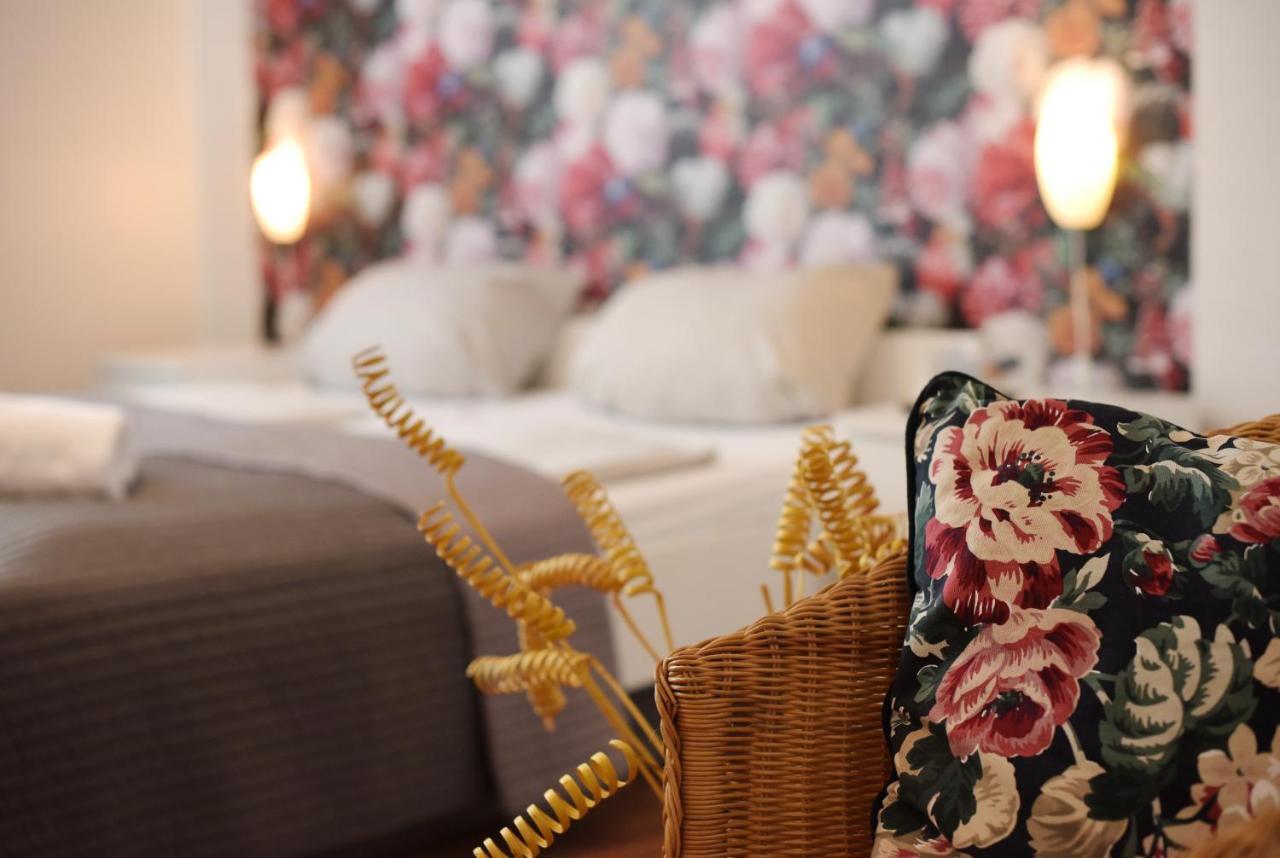 Hotel Buergerhof Кьолн Екстериор снимка